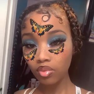 Meet your Posher, Alayiah